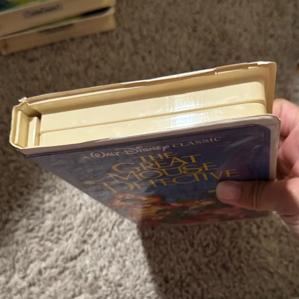 Disney The Great Mouse Detective VHS - Blue and Yellow Cover